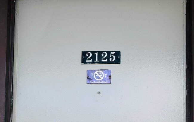 7900 S Orange Blossom Trail in Orlando, FL - Building Photo - Building Photo