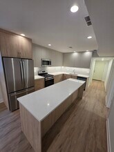 2741 W Belmont Ave in Chicago, IL - Building Photo - Building Photo