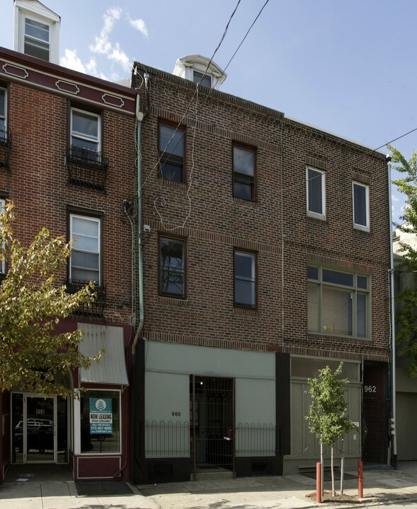 960 N 2nd St in Philadelphia, PA - Building Photo