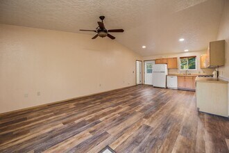 7770 Woodridge Ave in Wasilla, AK - Building Photo - Building Photo