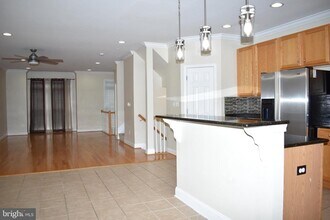 324 Scott St in Baltimore, MD - Building Photo - Building Photo