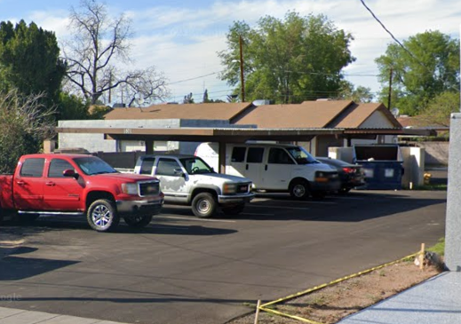 520 W Clark St in Mesa, AZ - Building Photo