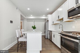 1028 Bladensburg Rd NE, Unit 31 in Washington, DC - Building Photo - Building Photo