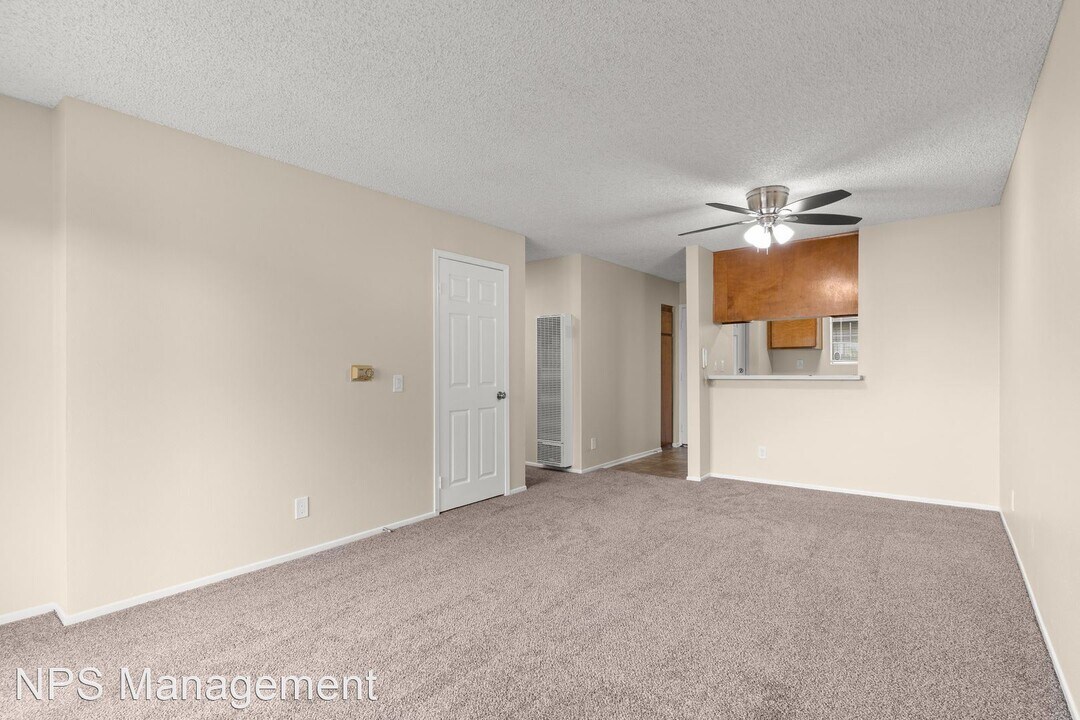 1070 Loma Ave in Long Beach, CA - Building Photo
