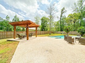 11 Orion Star Ct in Spring, TX - Building Photo