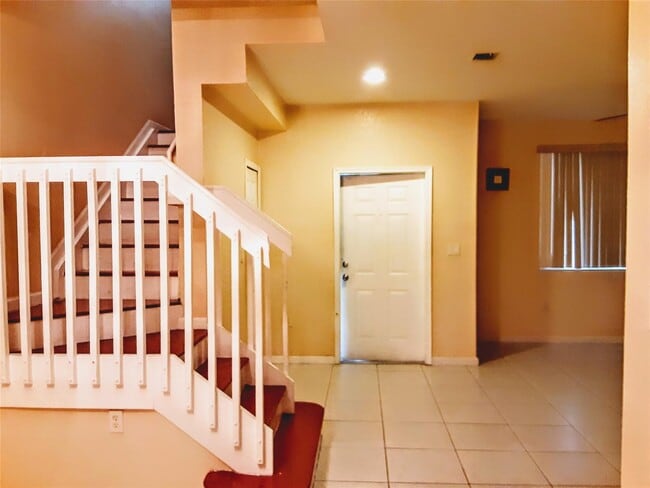 property at 1425 SE 24th Ct