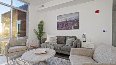 8520 VA-7 in Tysons, VA - Building Photo - Building Photo