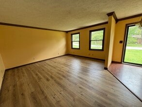 11 Battlefield Rd in Cookeville, TN - Building Photo - Building Photo