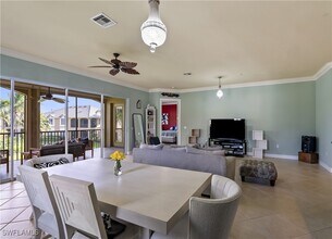 5021 Maxwell Cir in Naples, FL - Building Photo - Building Photo