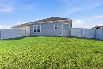 104 Cider Crk Dr in Elgin, TX - Building Photo - Building Photo