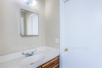 112 S Ridge Dr in Woodbury, TN - Building Photo - Building Photo