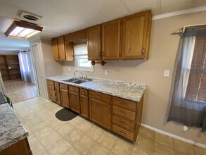 2030 Catherine Lake Rd in Richlands, NC - Building Photo - Building Photo