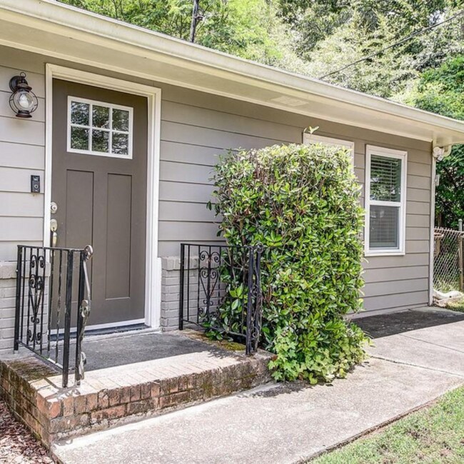 3085 Biggern Ave in Smyrna, GA - Building Photo - Building Photo