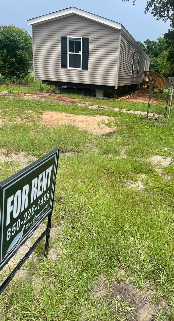 1504 E Ponderosa Rd, Unit 1 in Fort Walton Beach, FL - Building Photo - Building Photo