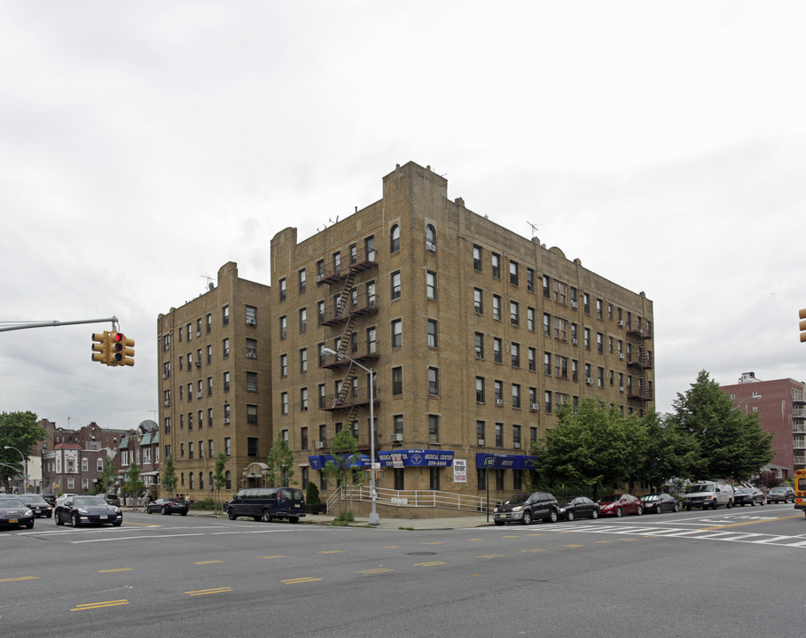 209 Avenue P in Brooklyn, NY - Foto de edificio