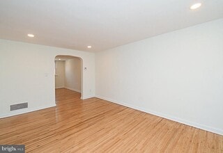 2219 Ardmore Ave in Drexel Hill, PA - Building Photo - Building Photo