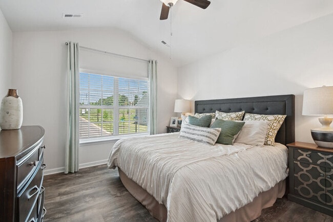 Norman Ridge Townhomes in Terrell, NC - Building Photo - Building Photo