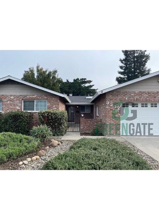 3212 Coventry Way in Modesto, CA - Building Photo