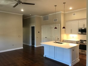 205 N Williams St in Moberly, MO - Building Photo - Building Photo