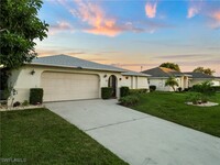 511 SE 18th Ave, Unit 04B in Cape Coral, FL - Building Photo - Building Photo