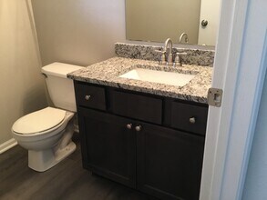 1465 Creekside Dr in Brownsburg, IN - Building Photo - Building Photo