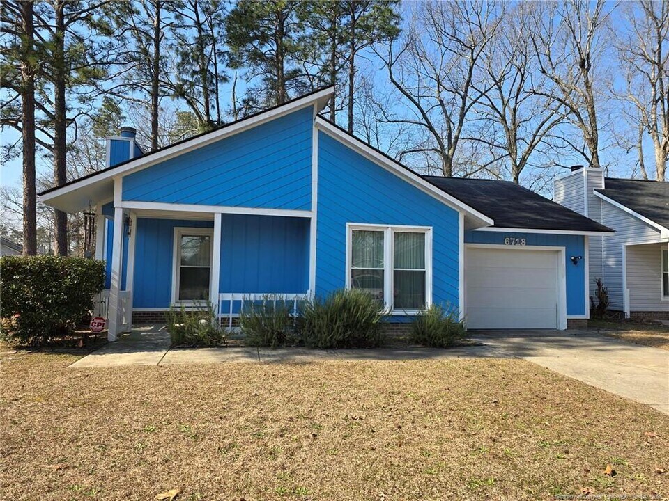 6718 Winchester St in Fayetteville, NC - Building Photo