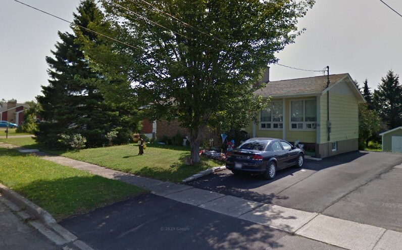 36 Kelly Rd in Moncton, NB - Building Photo