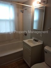 824 N 46th St-Unit -2 in Omaha, NE - Building Photo - Building Photo