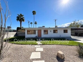 4019 Cll San Raphael in Palm Springs, CA - Building Photo - Building Photo