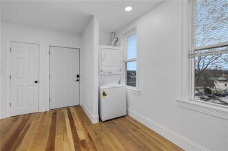 30 Cypress St in Providence, RI - Building Photo - Building Photo