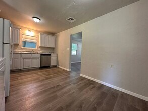 3208 NW 30th St in Oklahoma City, OK - Building Photo - Building Photo