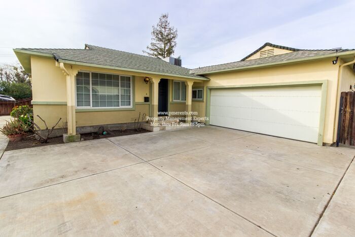 2745 Princeton Ave in Stockton, CA - Building Photo