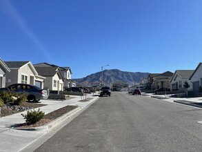 7333 Glacier Dr in El Paso, TX - Foto de edificio - Building Photo