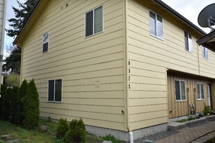 8372 Wabash Ave S in Seattle, WA - Building Photo