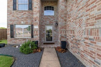 1800 Fairweather Dr in Princeton, TX - Foto de edificio - Building Photo