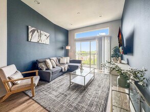 310 N Malcolm X Blvd in Dallas, TX - Building Photo - Building Photo