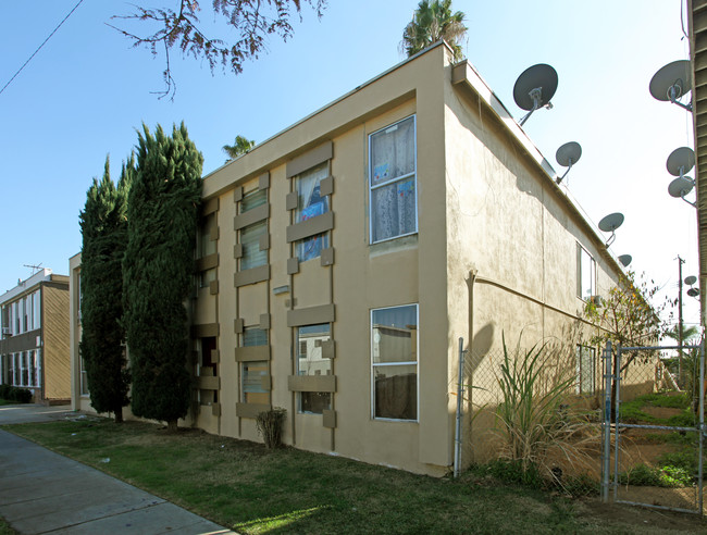 228 W Wilson Ave in Orange, CA - Building Photo - Building Photo