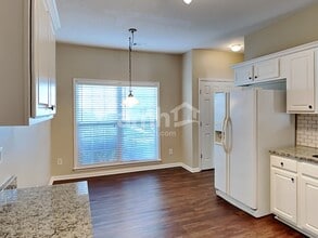 212 Ashland Dr in Woodstock, GA - Building Photo - Building Photo