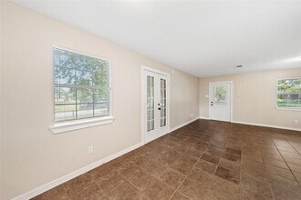 202 Penick Rd in Waller, TX - Building Photo - Building Photo
