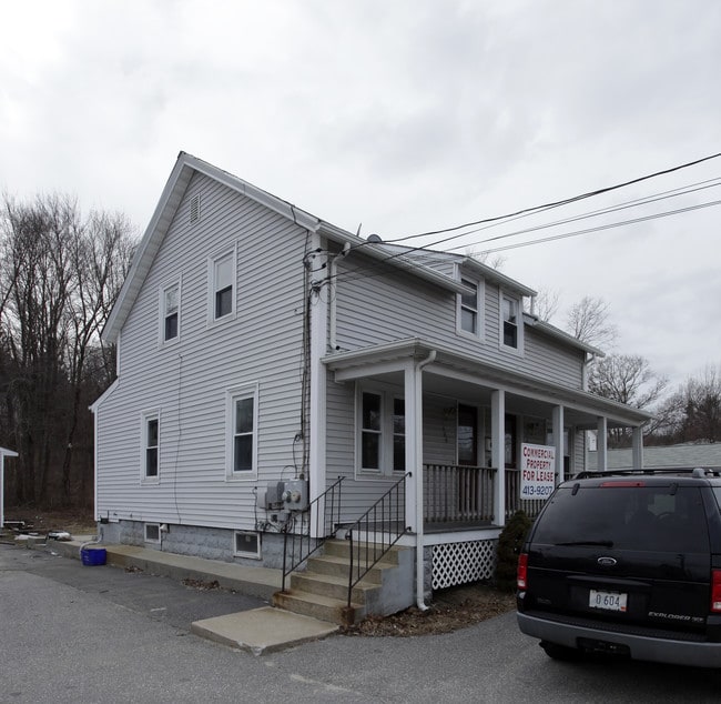 148 Putnam Pike in Johnston, RI - Building Photo - Building Photo