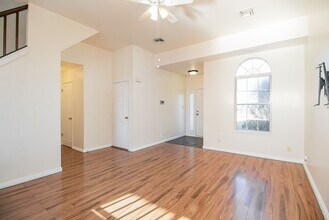 6280 Spring Knoll Dr in Harrisburg, PA - Building Photo - Building Photo