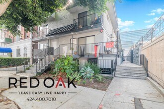 519 Westmoreland Ave in Los Angeles, CA - Foto de edificio - Building Photo