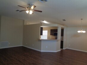 12408 Hawkeye Point Pl in Riverview, FL - Building Photo - Building Photo