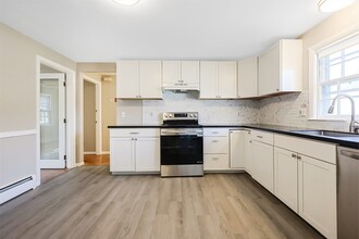 30 Undine Rd, Unit #1 in Boston, MA - Building Photo - Building Photo