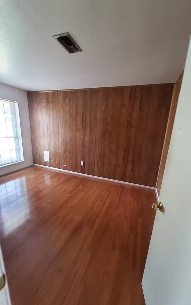 2121 Redwood St in Kemah, TX - Building Photo - Building Photo