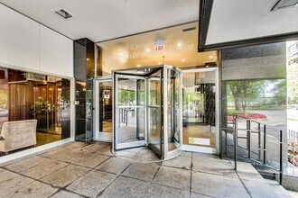 1000 N Lake Shore Dr in Chicago, IL - Building Photo - Building Photo