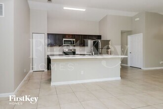 1989 SW MacKenzie St in Port St. Lucie, FL - Building Photo - Building Photo
