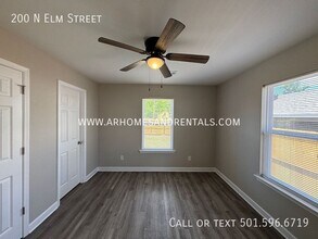 200 N Elm St in Jacksonville, AR - Building Photo - Building Photo