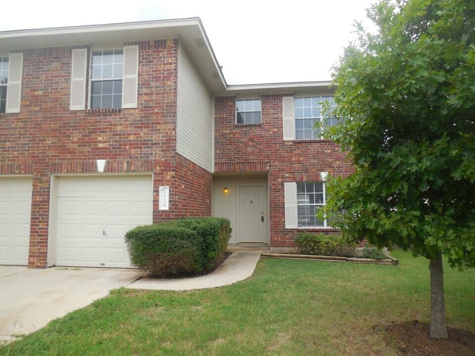 1519 Sedbury Way in Cedar Park, TX - Building Photo