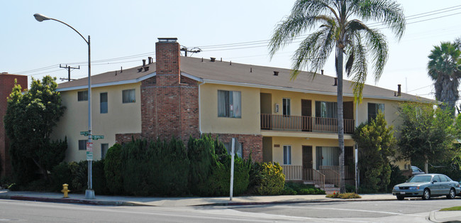 4100 Le Bourget Ave in Culver City, CA - Foto de edificio - Building Photo